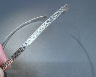 B9 - $30. Hammered Sterling Collar. 12 grams