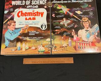 P72 - $65. Vintage Skit Craft Chemistry Lab. No. 512. Gently used and mostly complete!