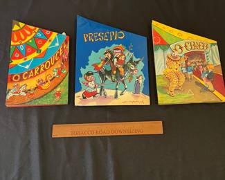 R248 - $200. Set of 3 1950's Pop Up Books in Spanish. O Carroucel, Presepio, O Circo. All have been used but are in very good condition!