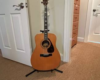 R243 - $100 Yamaha Guitar. Acoustic Guitar with Stand. Model FG-375S. 