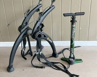 Saris Trunk Bike Rack And Floornado Air Pump