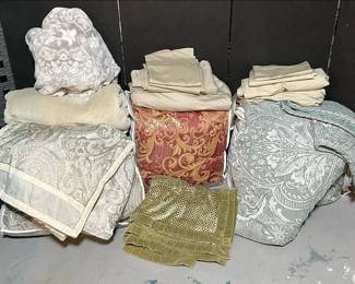 Linens, Comforters, And Blankets