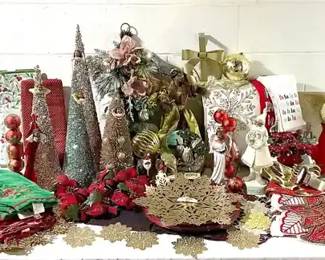 Christmas Table Decor