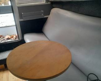 Sea Ray cabin cruiser no motor