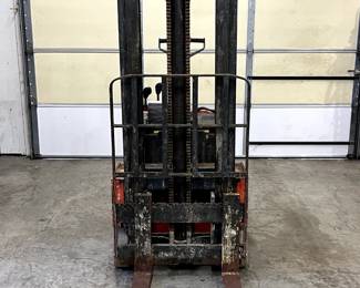 Toyota Counterbalanced stacker truck