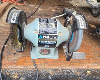 Delta 8 inch bench grinder