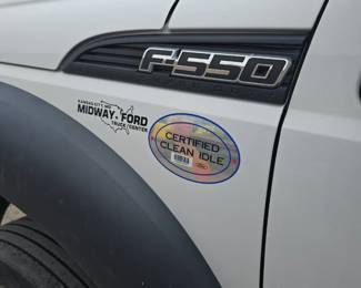 2016 Ford F550 Flat Bed Work Truck w/ Lift Gate