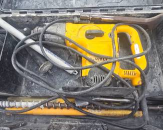 DeWalt Rotary hammer 