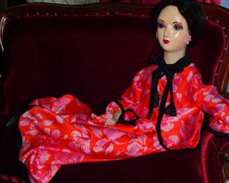 Many, Many Antique and Vintage pieces for sale..... The famously haunted, Idlewild Plantation c.1850 Come See for Yourself !!