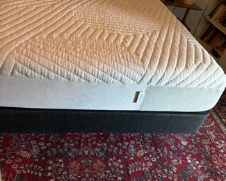 Casper Wave H queen Mattress and boxspring, Exception $800.00