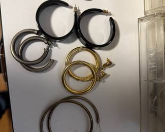 Pierces hoop earrings
