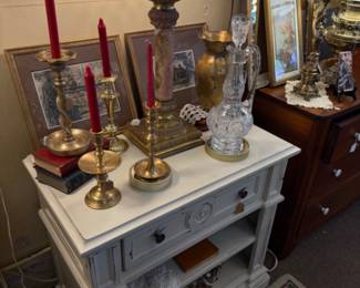 end table, brass candlesticks