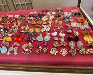 vintage jewlery