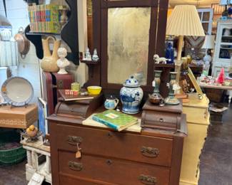 Antique Victorian Eastlake walnut dresser