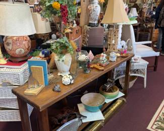 Asian foo dog hand painted lamp, sofa table, wicker