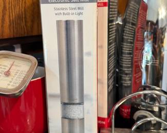 Cole & Mason Slim Line Professional Electronic Salt Mill (Stainless Steel, Built-In Light) – New in Box