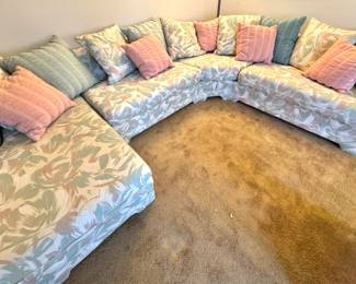 1988 Postmodern Memphis Revival Curved Sectional Sofa – Vintage Pastel Modular Couch