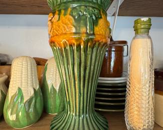 Majolica-Style Sunflower Green Ribbed Pedestal Vase / Planter (Large)