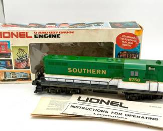 Lionel O Gauge Southern GP-7 Diesel Locomotive #8758