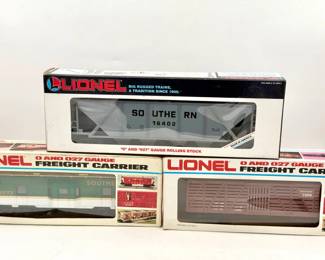 (3) Lionel Trains-hopper, Stock & Caboose
Lionel 6-16402 O Southern 4-Bay Hopper model train caR
Lionel 9273 Southern Bay-Window Caboose, O and 027 gauge scale
Lionel 6-7309 Southern Stock Car