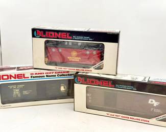 (3) Lionel Toy Trains-boxcars And Caboose
Lionel 6-16504 Southern Lighted Porthole Caboose, model X16504
Lionel 6-19208 O Gauge Southern Double Door Boxcar
Lionel 6-9787 Jersey Central Box Car