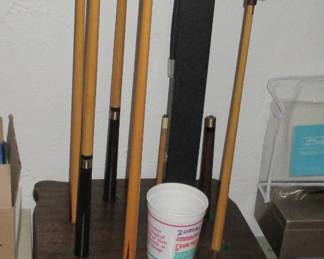 pool cues  go with the table ETC