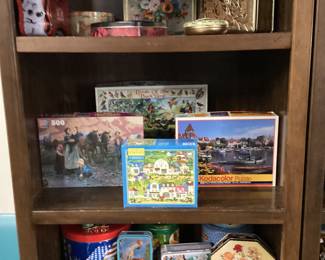 ASSORTED COLLECTIBLES TINS & PUZZLES