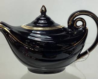 VTG. HALL ALADDIN STYLE TEAPOT