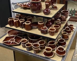 CHOICE HULL POTTERY BROWN DRIP TABLEWARE CHOICE OF 3 TIERS NO SHIPPING PICKUP ONLY