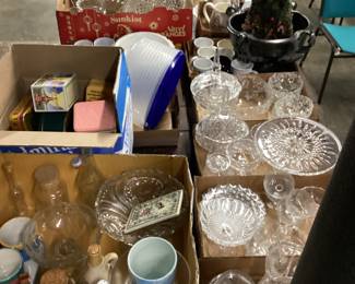 CHOICE OF FLAT ON TABLE, CRYSTAL, PYREX, CORNING WARE, PEWTER AND TINS