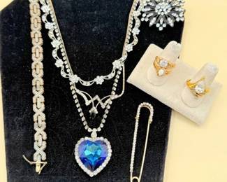RHINESTONE JEWELRY