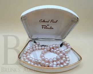 PINK CULTURED PEARLS