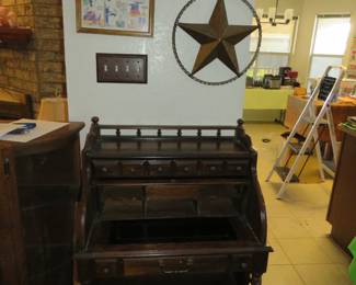 Small antique Desk