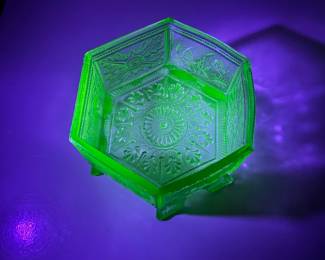 Uranium glass