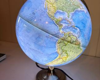 Light up globe national geographic 