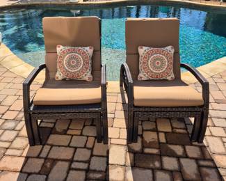 Frontgate Convertible Chair/Loungers 