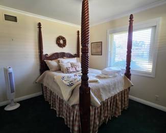 Stunning antique carved wood full size 4 post bed