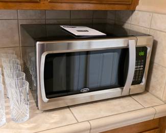 Oster microwave