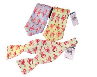 J. McLaughlin Lobster Pattern Tie and Bow Tie Set