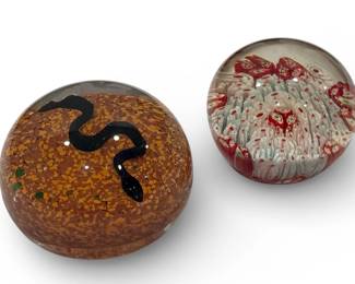 Art Glass Paperweights, JENNY BONNELL
