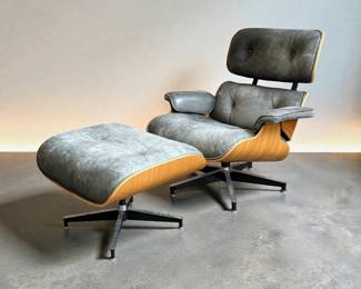 CHARLES & RAY EAMES 670 & 671 Lounge Chair & Ottoman
