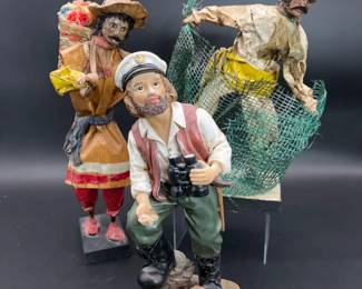 68 PaperMacheandResinFolkArtFigures