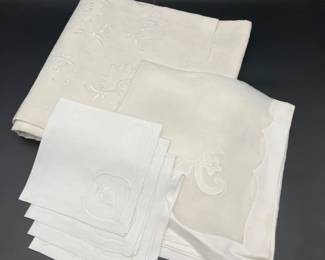 50 VintageHandEmbroideredWhitePortugueseTableLinens