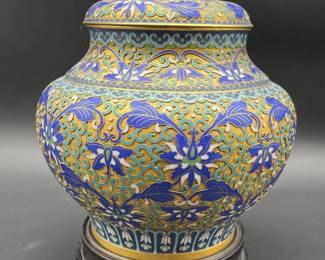56 ChineseCloisonnJarwithLidandFooDogFinial