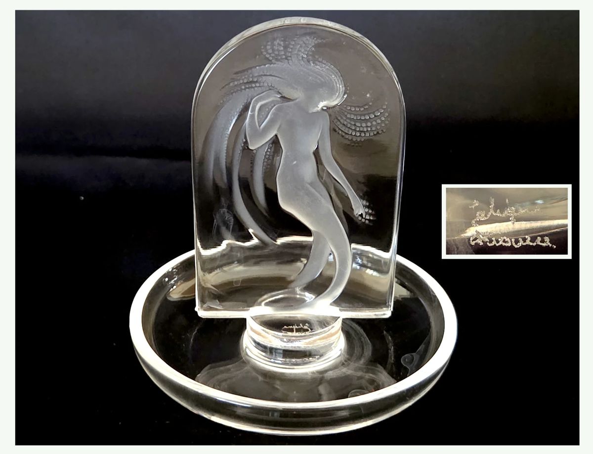 Excellent Lalique France Water Nymph Ring Holder Signed Lalique France