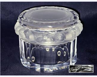 Excellent Lalique Powder Box with Doves Signed Lalique France 