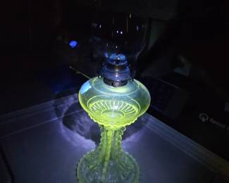 Uranium glass oil lamp