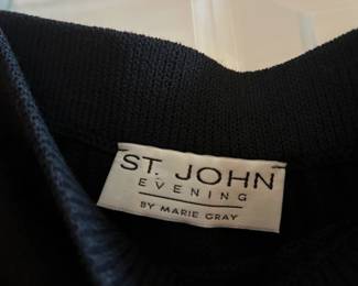 Women's Clothing - St John 