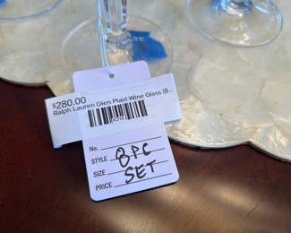 Ralph Lauren Glen Paid Wine Glasses ( set of 8 )