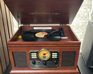 Reproduction Phonograph 